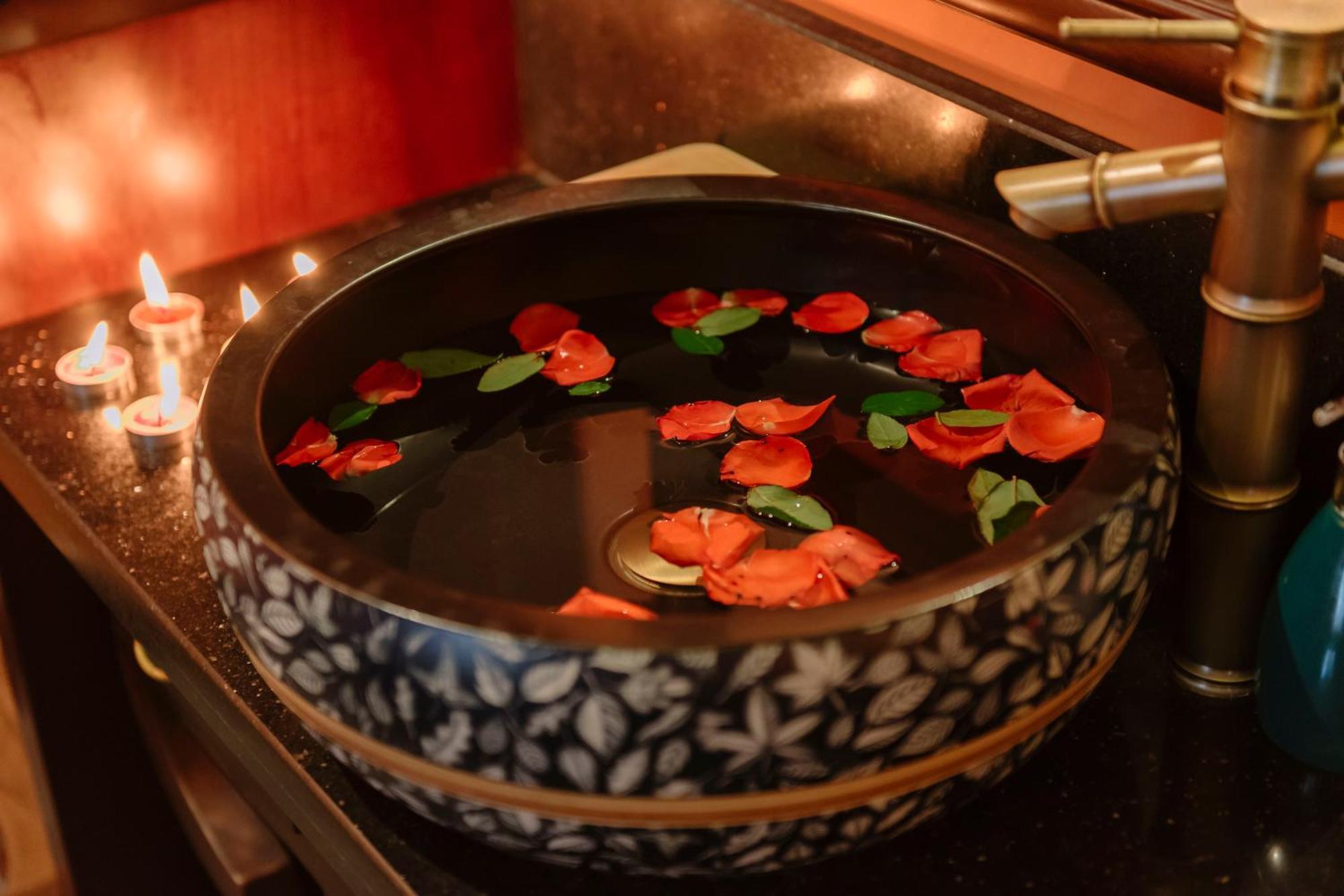 Spatel D'Annam - Imperial Boutique Spa & Hotel Хуе Екстериор снимка
